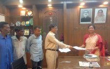 মৎস্যজীবীদের পক্ষে মৌলভীবাজার মৎস্যজীবী ইউনিয়ন (মৌল-৫২) এর স্মারকলিপি 