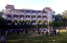 শ্রীমঙ্গলে  রার্নার স্কুল এন্ড কলেজে শিক্ষক কর্তৃক ছাত্রীকে আই লাভ ইউ বলার অপরাধে প্রতিবাদের নামে বর্হিরাগত কিছু লোক ছাত্রীদের শ্লীলতাহানি 