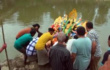 বিজয়া দশমীর শোভাযাত্রায় মৌলভীবাজারে ভক্তবৃন্দের ঢল