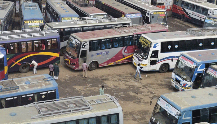 ঢাকার সঙ্গে সারাদেশের বাস চলাচল বন্ধ