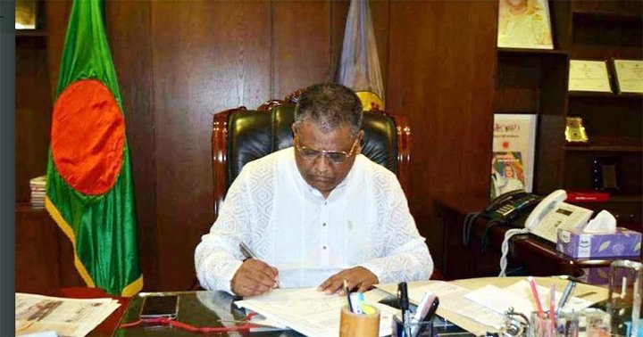 যেমন ছিলো মেয়র আনোয়ারুজ্জামানের প্রথম কার্যদিবস