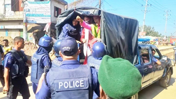 হবিগঞ্জে নাশকতার অভিযোগে তিন নারী নেত্রী আটক