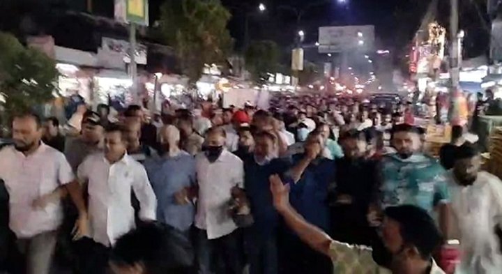 হরতালের সমর্থনে সিলেটে বিএনপির মশাল মিছিল