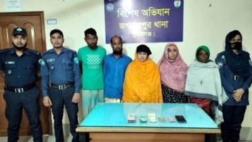 জগন্নাথপুরে প্রেমের ফাঁদে ফেলে সাড়ে সাত লাখ টাকা লুট, গ্রেপ্তার ৫