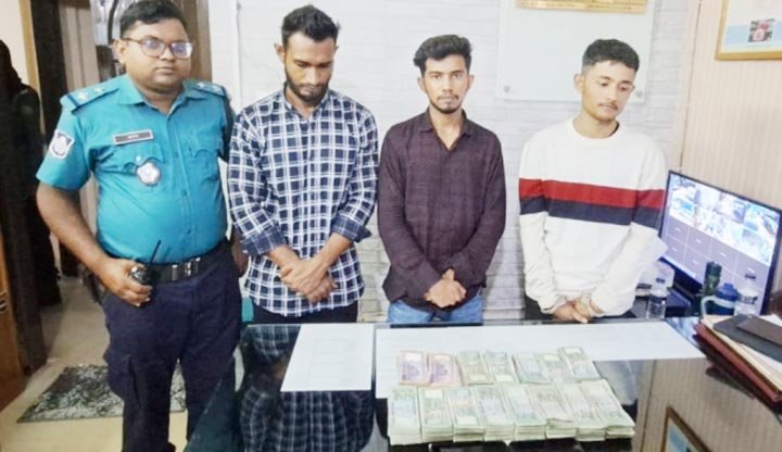 সিলেটে এটিএম বুথে টাকা চুরির ঘটনায় গ্রেপ্তার ৩