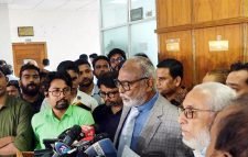 পরিস্থিতি দেখে নির্বাচনে আসার সিদ্ধান্ত: তৈমূর