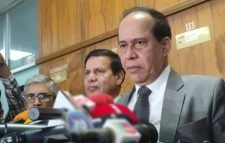 নির্ধারিত সময়ে নির্বাচন করতে আমরা সাংবিধানিকভাবে বাধ্য: ইইউ প্রতিনিধিদলকে ইসি