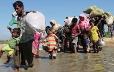 বাংলাদেশে বিশ্বব্যাংক-এডিবির অনুদান চায় টিআইবি