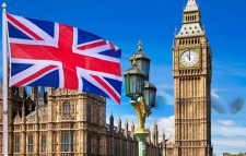 বিদেশি শিক্ষার্থী-কর্মীদের বড় দুঃসংবাদ দিলো যুক্তরাজ্য