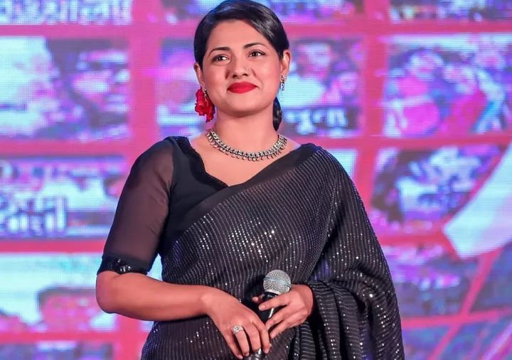 ১৫ বছর পর গাইলেন তিশা