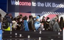 নতুন নিয়মে যুক্তরাজ্যের ভিসা পাওয়া আরও কঠিন হচ্ছে