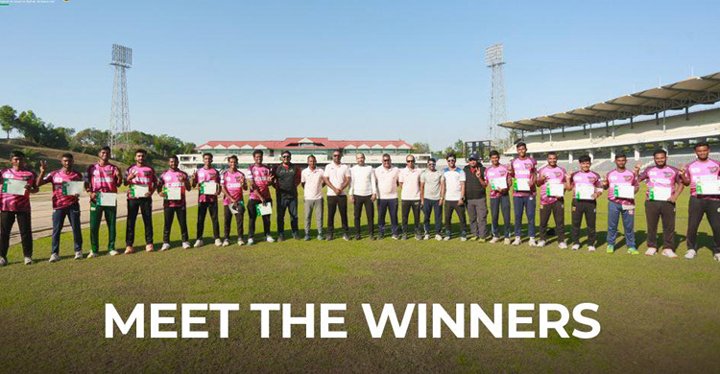 সিলেট স্ট্রাইকার্সের নেটে ১৩ তরুণ বোলার