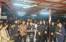 রেলে নাশকতার অভিযোগে আটক ৯