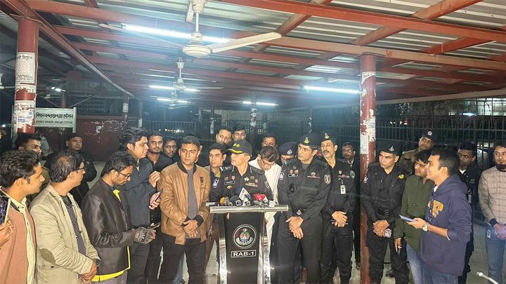 রেলে নাশকতার অভিযোগে আটক ৯