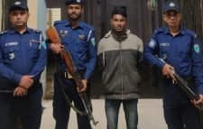 থানার ভ্যান্টিলেটর ভেঙে পালানো রাসু গ্রেপ্তার