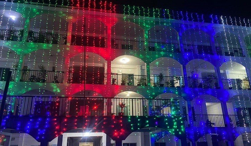 বিজয়ের বর্ণিল সাজে সেজেছে জুড়ী উপজেলা প্রশাসনিক ভবন