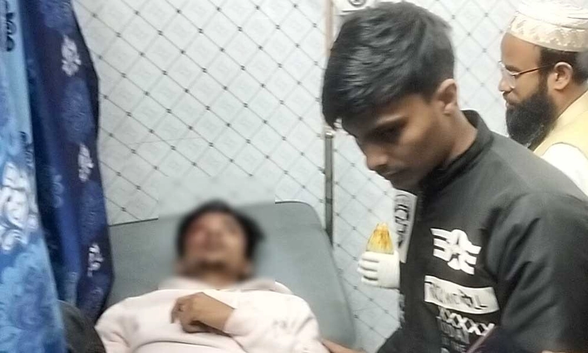 জয়পুরহাটে নৌকা ও স্বতন্ত্র প্রার্থীর কর্মীদের সংঘর্ষ, আহত ৯