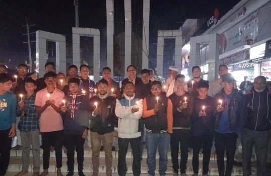 বড়লেখায় শহীদ বুদ্ধিজীবী দিবসে মোমবাতি প্রজ্জ্বলন