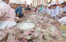 পূর্বের সব রেকর্ড ভাঙল পাগলা মসজিদ, এখনো চলছে গণনা