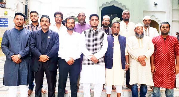 বঙ্গবন্ধু আওয়ামী মুক্তিযোদ্ধা লীগ সিলেট জেলা কমিটির মাজার জিয়ারত