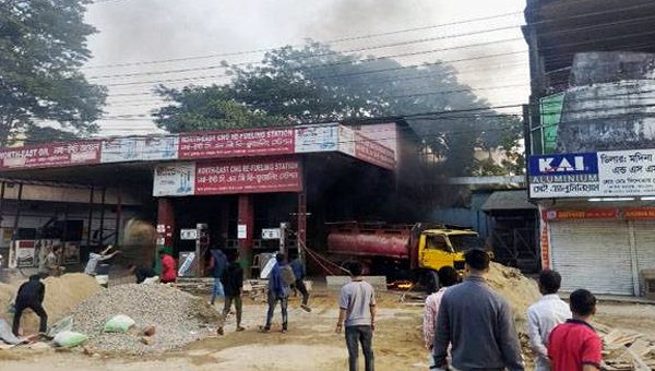 পাঠানটুলায় সিএনজি স্টেশনে আগুনে দগ্ধ একজনের মৃত্যু