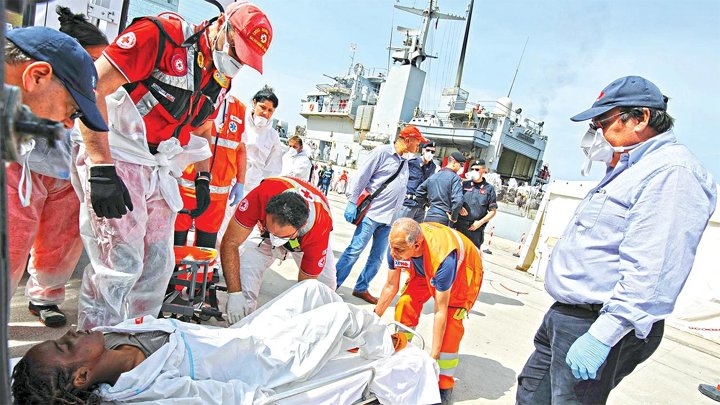 ভূমধ্যসাগরে নৌকা ডুবে এক সপ্তাহে শতাধিক মৃত্যু