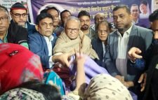 অসহায়দের মধ্যে জাসাসের শীতবস্ত্র বিতরণ