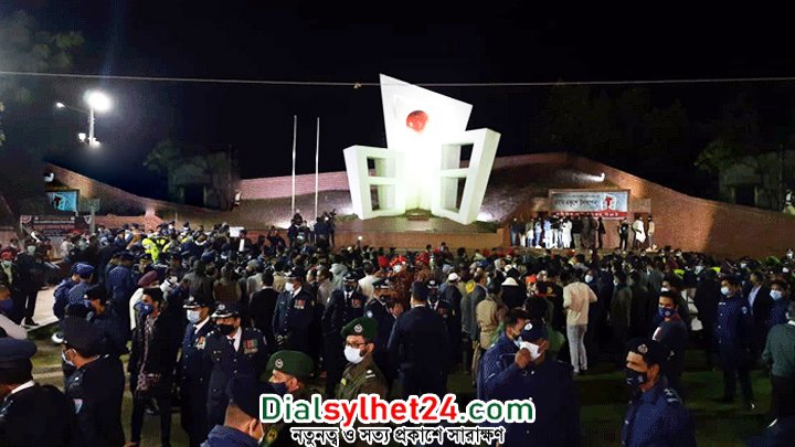 সিলেটে ফুলেল শ্রদ্ধায় ভাষা শহীদদের স্মরণ