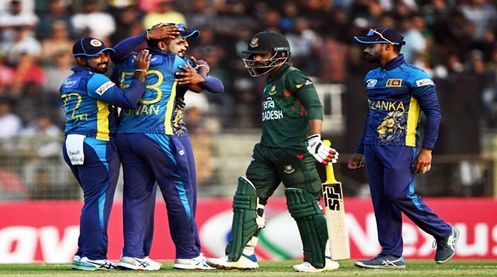 রিশাদের ছক্কার রেকর্ডের পরও সিরিজ হারল বাংলাদেশ