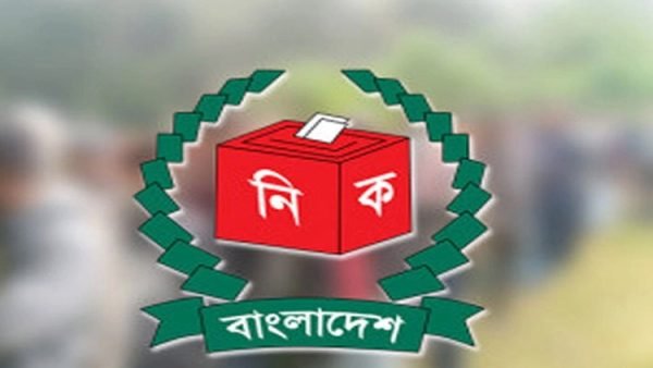 পরিচয়পত্র,জন্মনিবন্ধন, সনদসহ নির্বাচন কমিশনের ২ কর্মচারীকে গ্রেপ্তার