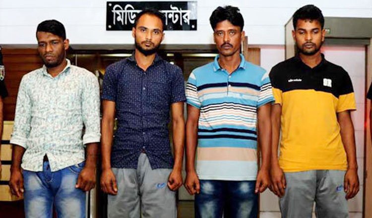 ডাকাতির উদ্দেশ্যে বাসায় ঢুকে কিশোরীকে সংঘবদ্ধ ধর্ষণ