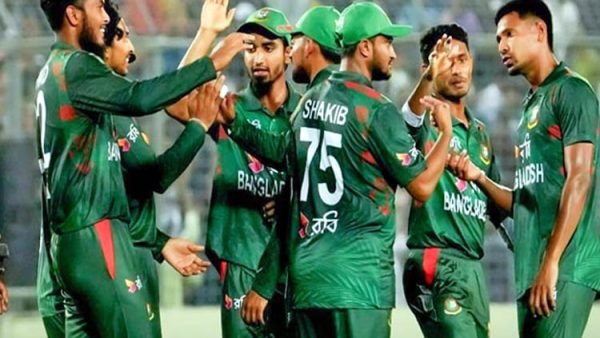 টানা চতুর্থবার জয়ে টি-টোয়েন্টিতে জিম্বাবুয়েকে ৫ রানে হারিয়েছে বাংলাদেশ