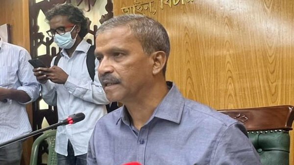 জুলাই গণহত্যার বিচার আন্তর্জাতিক অপরাধ ট্রাইব্যুনালে করার সিদ্ধান্ত