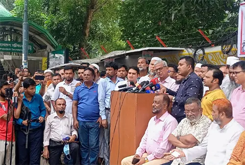 আওয়ামী লীগের দোসরদের পদচারণ বন্ধ করতে হবে: ফারুক