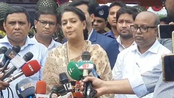 ভারতে ইলিশ উপহার হিসেবে যাচ্ছে না, রপ্তানি করা হবে: উপদেষ্টা