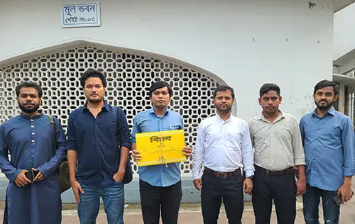 কোটা সংস্কার মামলার পূর্ণাঙ্গ রায় প্রকাশের দাবিতে স্মারকলিপি আন্দোলনকারীদের