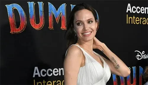 এফবিআইয়ের বিরুদ্ধে করা অভিযোগ তুলে নিলেন জোলি