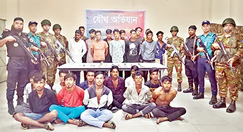 মোহাম্মদপুরে সেনাবাহিনীর অভিযানে আটক ৪৬ টহল জোরদার