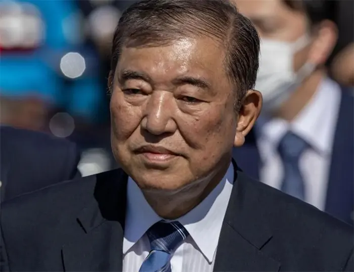 জাপানের পার্লামান্টের নিম্নকক্ষের নির্বাচনে সংখ্যাগরিষ্ঠতা হারিয়েছে  এলডিপি জোট