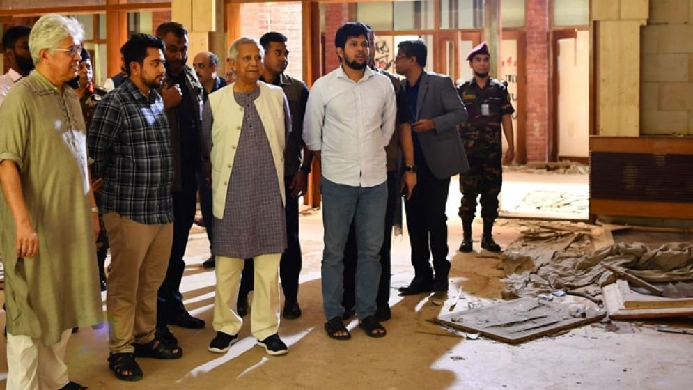 গণভবন জাদুঘরে ‘আয়নাঘরের’ রেপ্লিকা থাকা উচিত