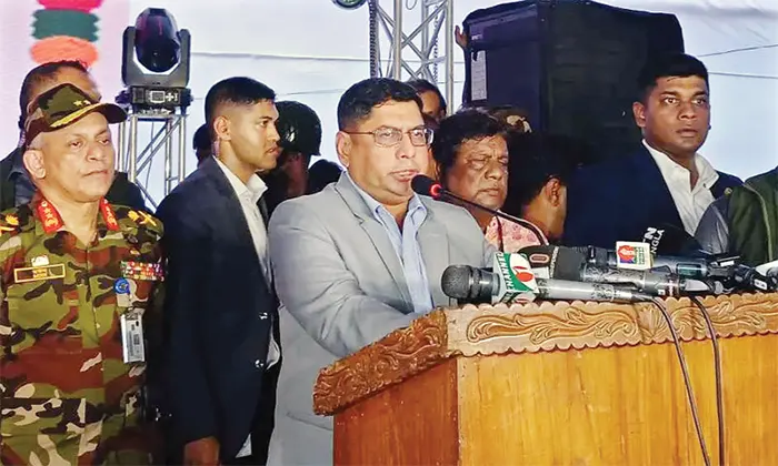 পূজায় নিরাপত্তার নিশ্চয়তা দিলেন সেনাপ্রধান