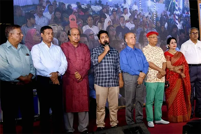 রাজনীতি করতে দেশে ফিরতে পারবেন না শেখ হাসিনা