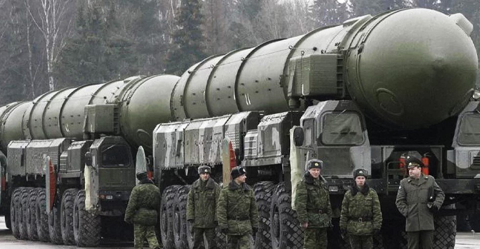 রাশিয়া ও পশ্চিমা দেশগুলোতে পারমাণবিক অস্ত্র নিয়ে চরম উত্তেজনায়