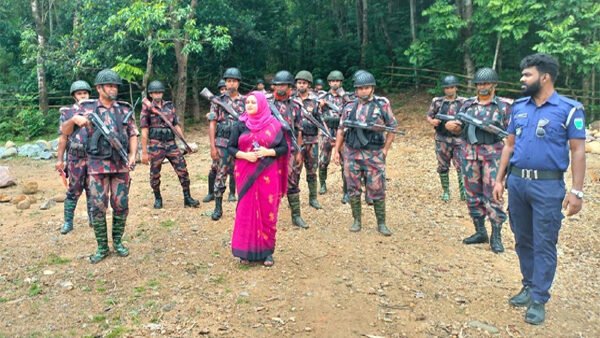 জৈন্তাপুরে টাস্কফোর্সের অভিযানে ৭০ হাজার ঘনফুট পাথর জব্দ