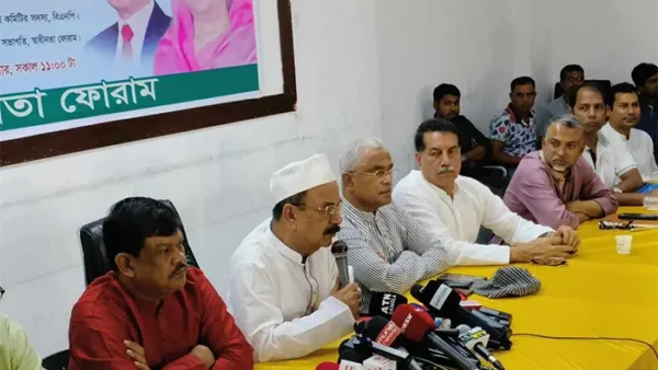 রাজনৈতিক দল নিষিদ্ধের ফলাফল ভালো কিছু বয়ে আনে না: গয়েশ্বর