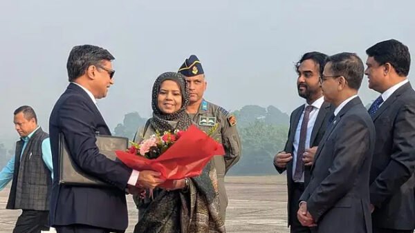 ঢাকায় ভারতের বিদেশ সচিব