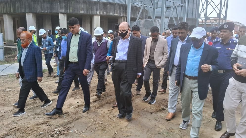 ভারতের সঙ্গে বাণিজ্য ও রাজনৈতিক বিষয় এক নয়: খাদ্য উপদেষ্টা