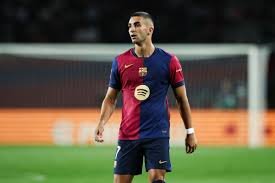 খারাপ সময়ে এবার বার্সা হারালো তোরেসকেও