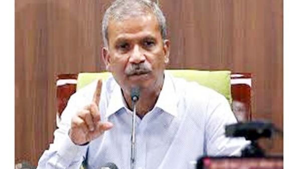 মামলা বাণিজ্য শুরু হয়েছে: আসিফ নজরুল