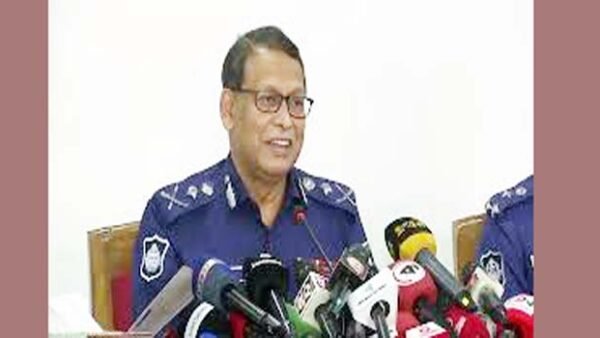 মামলায় নাম থাকলেই গ্রেপ্তার নয়